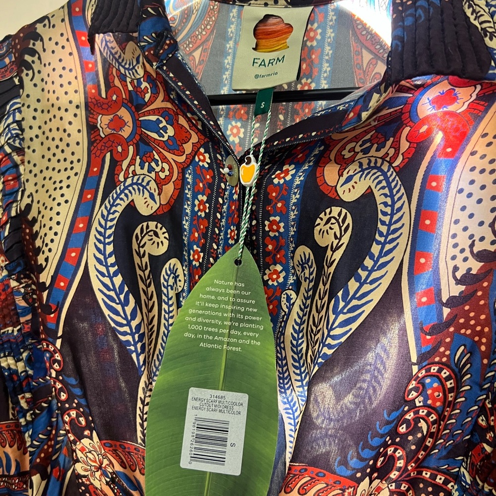 FARM Rio Vibrant Long Sleeve Dress - Picture 9 of 13